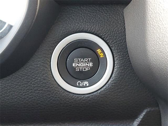 2023 RAM 1500 Laramie Crew Cab 4x4 5'7" Box