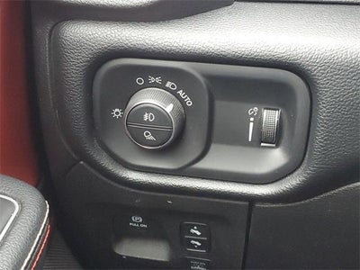 2020 RAM 1500 Rebel Crew Cab 4x4 5'7" Box