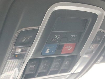 2020 RAM 1500 Rebel Crew Cab 4x4 5'7" Box