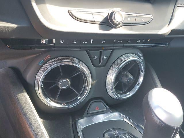 2021 Chevrolet Camaro 1LT - Photo 25