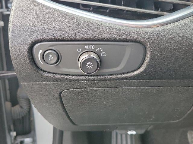 2024 Chevrolet Malibu 2LT - Photo 12
