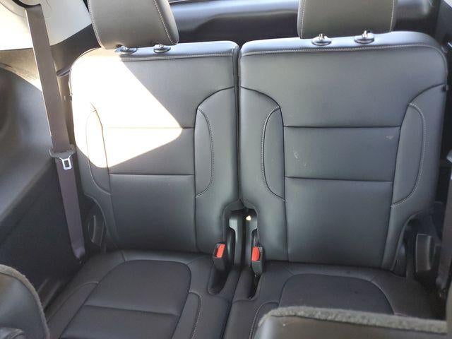 2023 GMC Acadia SLT - Photo 11