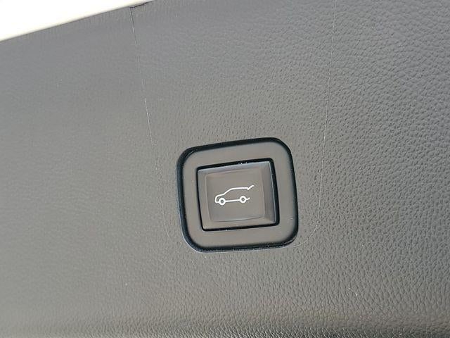 2023 Chevrolet Traverse RS - Photo 9