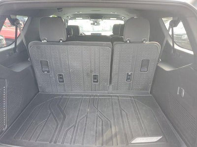 2023 Chevrolet Suburban LS