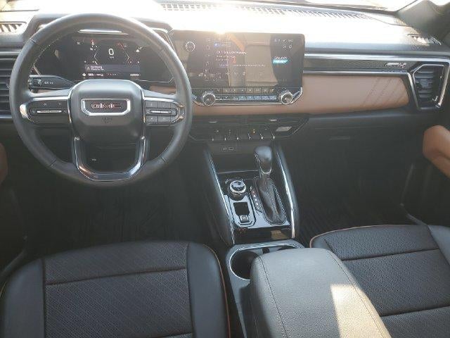 2023 GMC Canyon 4WD AT4
