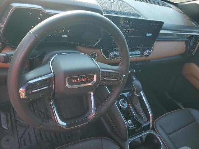 2023 GMC Canyon 4WD AT4