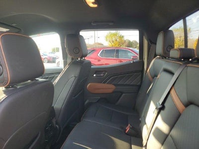 2023 GMC Canyon 4WD AT4
