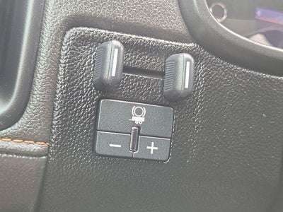 2021 GMC Canyon 4WD AT4 w/Leather