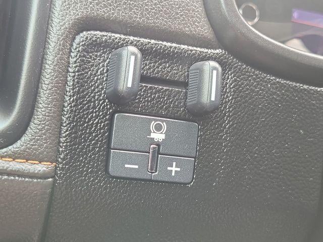 2021 GMC Canyon 4WD AT4 w/Leather