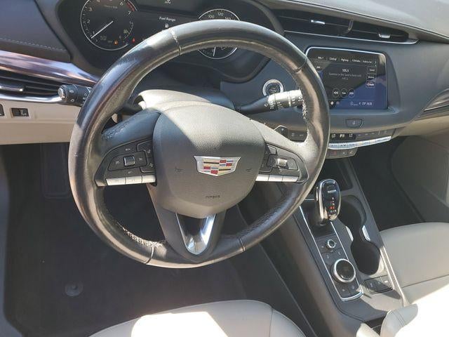 2022 Cadillac XT4 Luxury