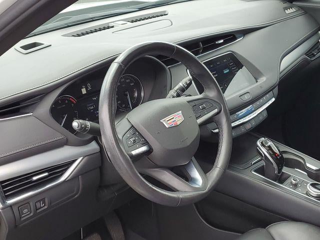 2021 Cadillac XT4 AWD Premium Luxury