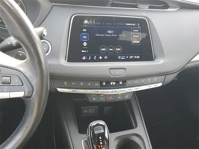 2023 Cadillac XT4 Premium Luxury