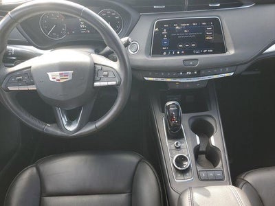 2023 Cadillac XT4 Premium Luxury