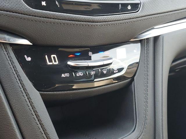 2023 Cadillac XT5 Luxury