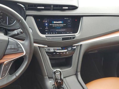 2021 Cadillac XT5 FWD Premium Luxury