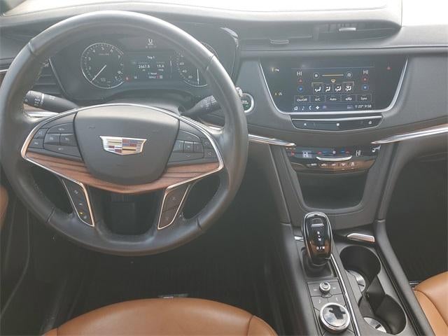 2020 Cadillac XT5 Premium Luxury