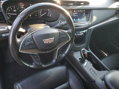 2019 Cadillac XT5 Platinum AWD