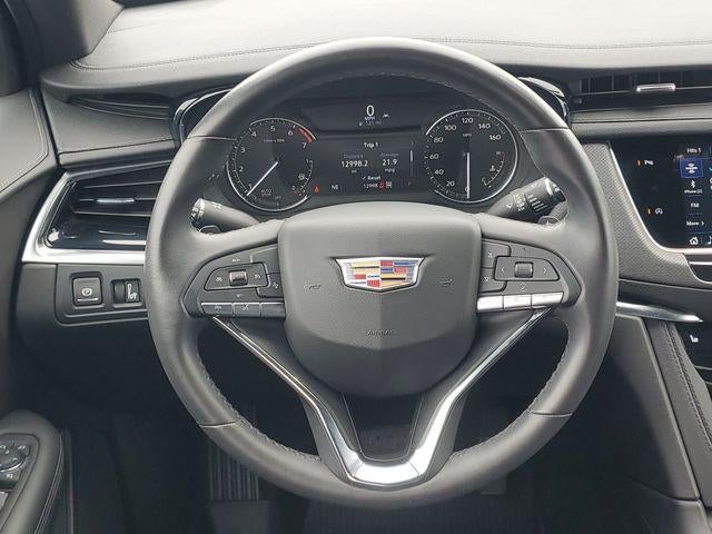 2024 Cadillac XT6 Luxury