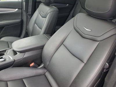 2024 Cadillac XT6 Luxury