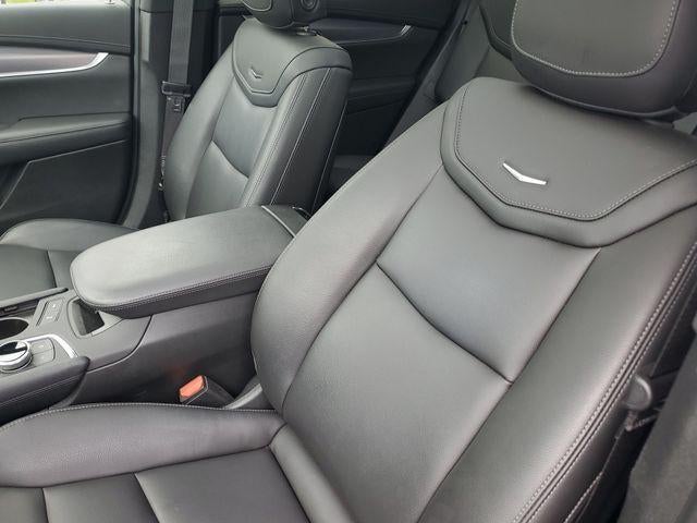 2024 Cadillac XT6 Luxury