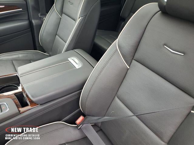 2023 Cadillac Escalade ESV Premium Luxury