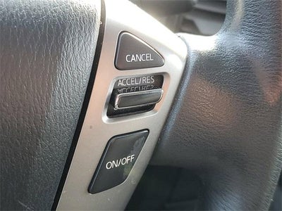 2015 Nissan Titan SV