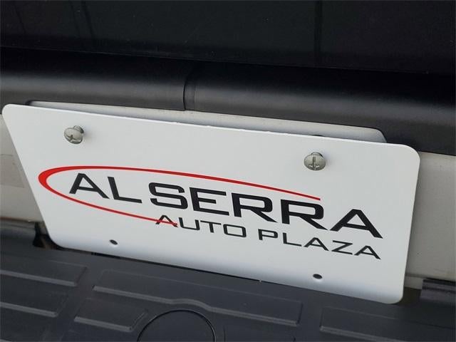 2015 Nissan Titan SV