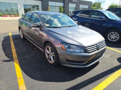 2014 Volkswagen Passat 1.8T SE
