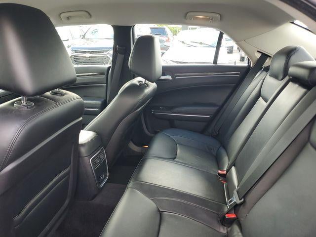 2016 Chrysler 300 Limited