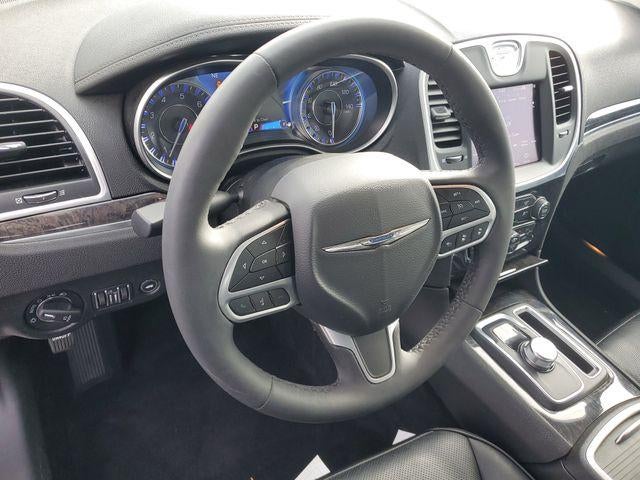 2023 Chrysler 300 Touring L AWD