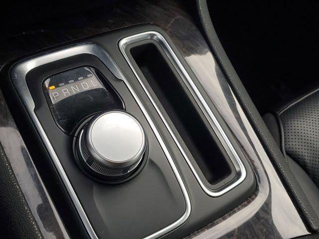 2023 Chrysler 300 Touring L AWD