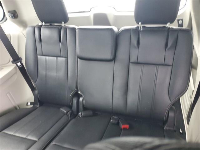 2016 Chrysler Town & Country Touring-L