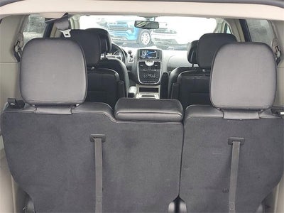 2016 Chrysler Town & Country Touring-L