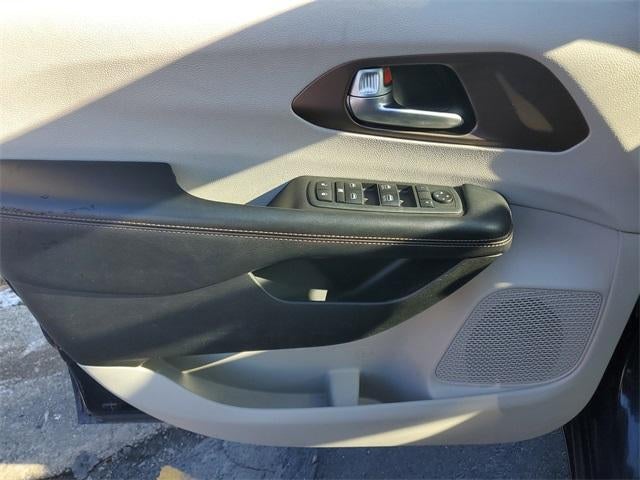 2018 Chrysler Pacifica LX