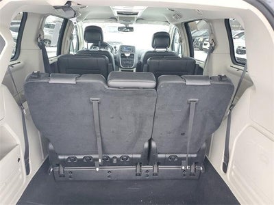 2015 Chrysler Town & Country Touring-L