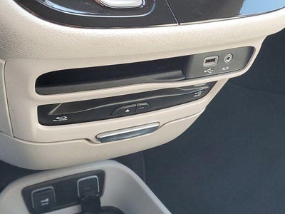 2020 Chrysler Pacifica Hybrid Limited