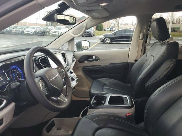 2022 Chrysler Pacifica Touring L AWD
