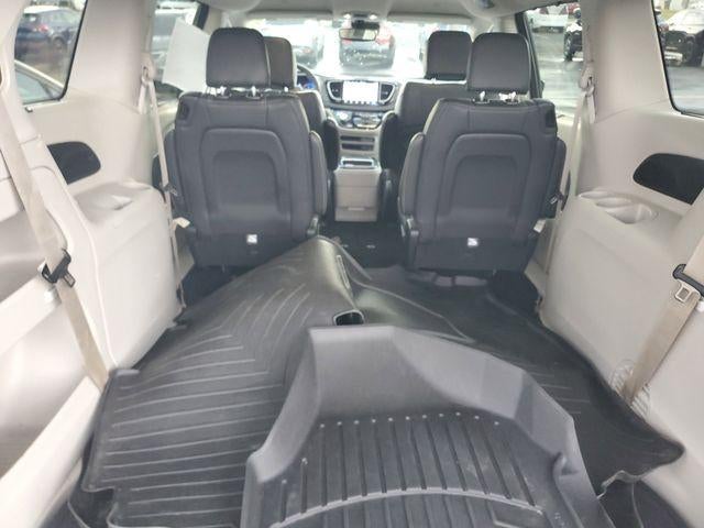 2022 Chrysler Pacifica Touring L AWD