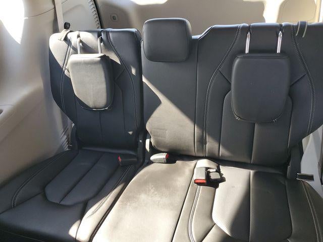 2024 Chrysler Pacifica Touring L - Photo 11