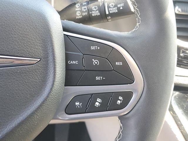 2024 Chrysler Pacifica Touring L - Photo 24