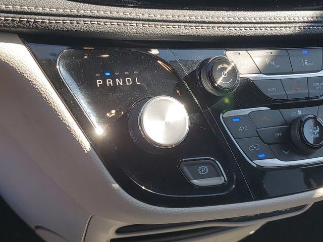 2024 Chrysler Pacifica Touring L - Photo 28