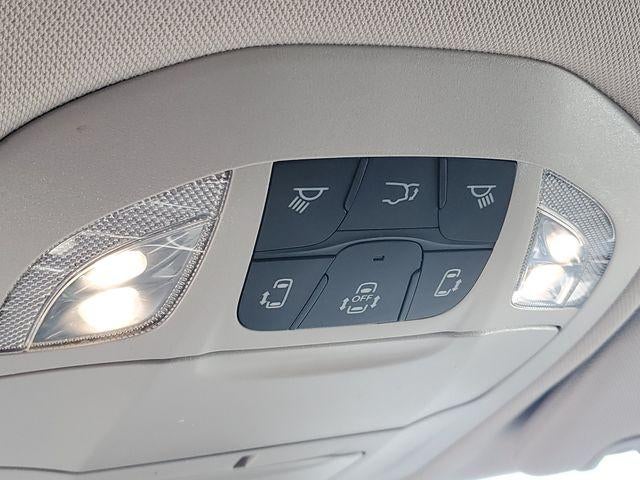 2024 Chrysler Pacifica Touring L - Photo 31