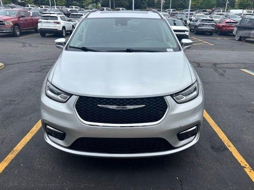 2022 Chrysler Pacifica Limited AWD