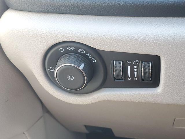 2024 Chrysler Pacifica Limited AWD