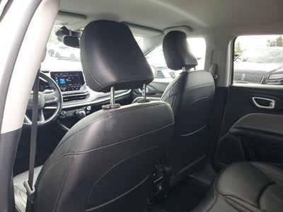 2022 Jeep Compass Latitude Lux 4x4