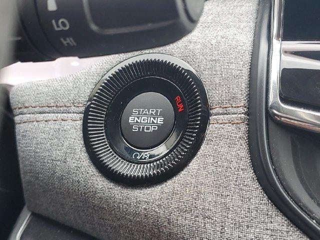 2022 Jeep Compass Latitude Lux 4x4