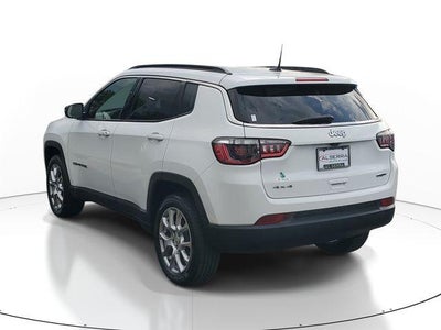 2022 Jeep Compass Latitude Lux 4x4