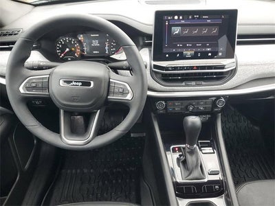 2023 Jeep Compass Latitude Lux FWD