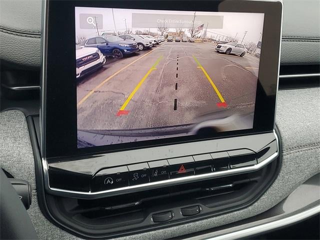 2023 Jeep Compass Latitude Lux FWD