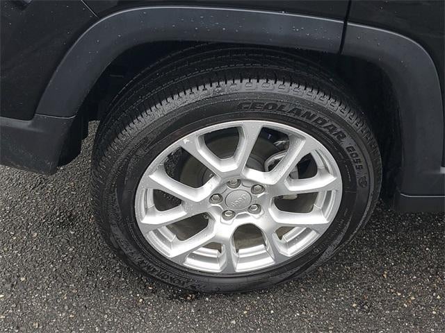 2023 Jeep Compass Latitude Lux FWD